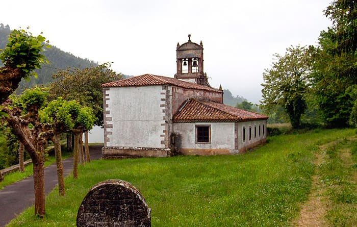 Iglesia San Vicente de Grases
